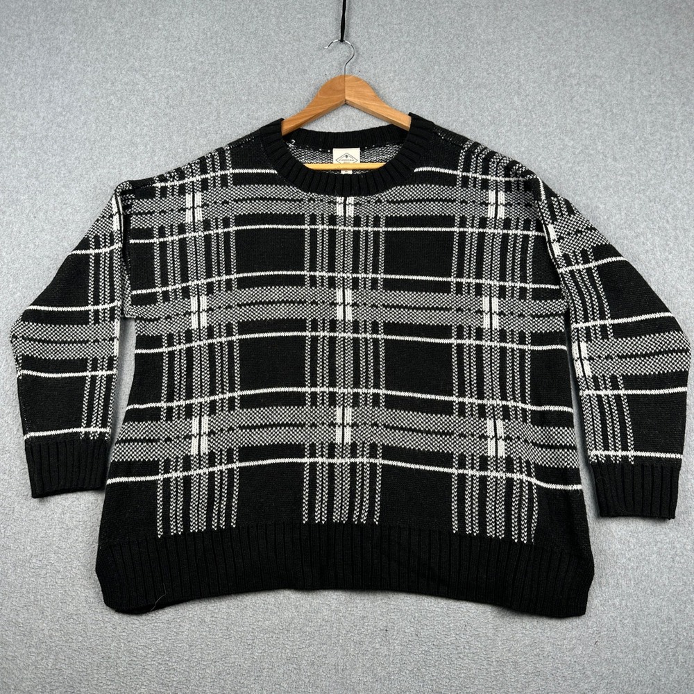 St. Johns Bay Sweater Womens XL Black Plaid Crew Neck Long Sleeve Knit Top